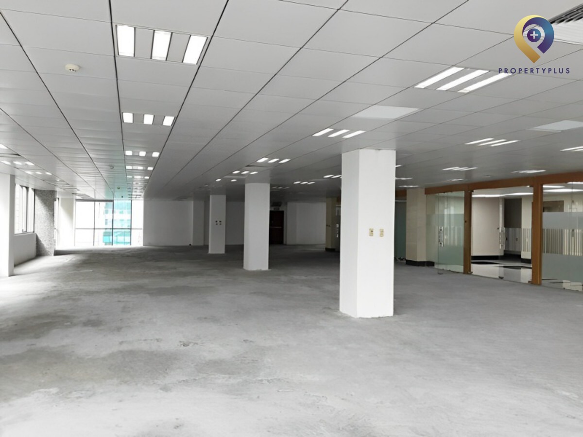 Empty office space with natural light at Thanh Cong Building